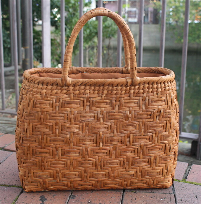 母の日 ギフト プレゼント 山葡萄 亀甲編み 籠 かご バッグ コンパクト 巾着 手作り 山葡萄かごバッグ やまぶどう 山ぶどう カゴバッグ 持ち手 おしゃれ バスケット メルカド レディース ハンドバッグ 着物 籠バッグ 18,459円