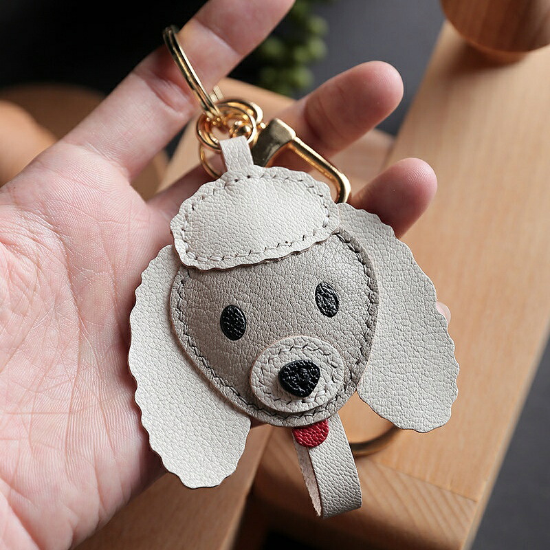 本革 犬モチーフ キーホルダー バッグチャーム ストラップ かわいい シンプル ハンドメイド 手作り レザー ナチュラル ギフト レディース メンズ おしゃれ 鍵 バッグ用アクセサリー