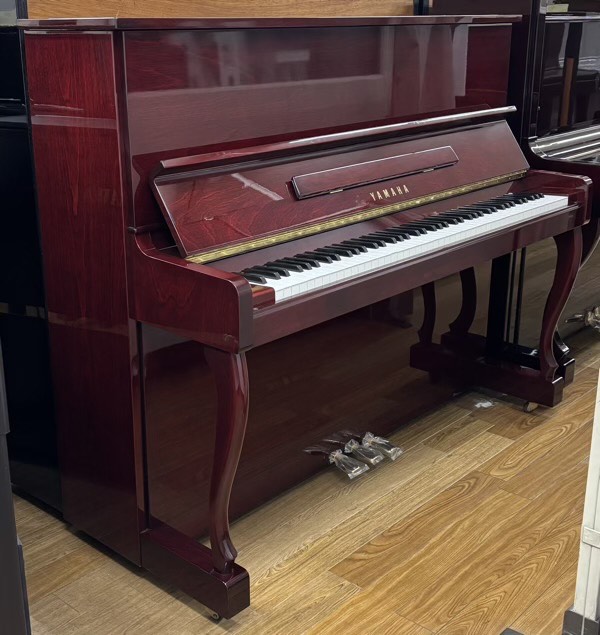 楽天市場】【中古再調整品アップライトピアノ】バーンスタイン TB220