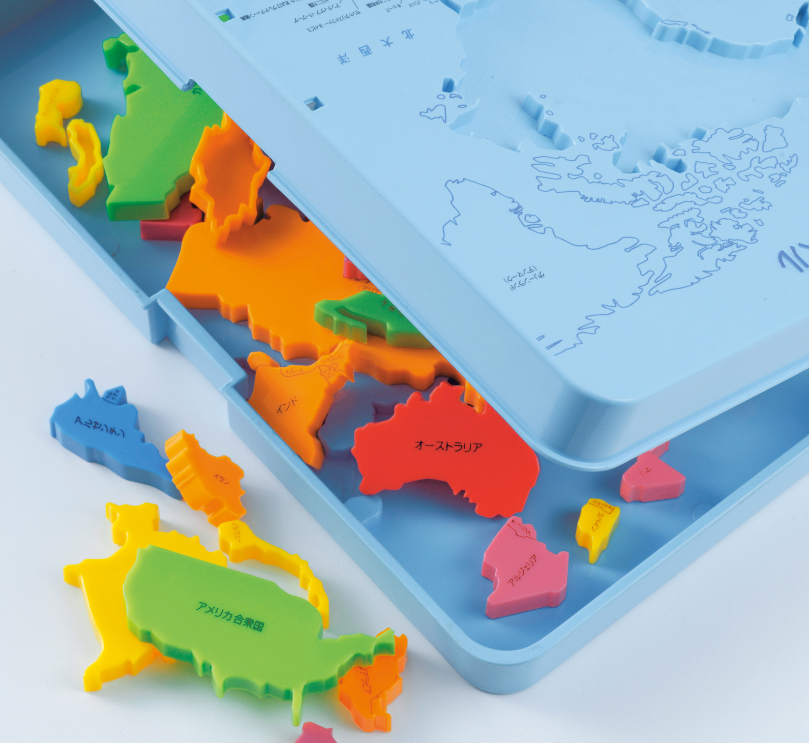 全商品 倍 ラッピング無料 くもん出版 くもんの世界地図パズル 公文 知育玩具 パズル 地図 ギフト プレゼント あす楽対応 こぐま Solga Sowa Pl
