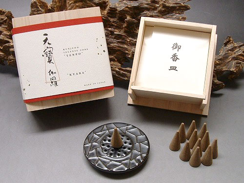 薫寿堂のお香 天寶 伽羅 コーン型 [送料無料] 16,060円