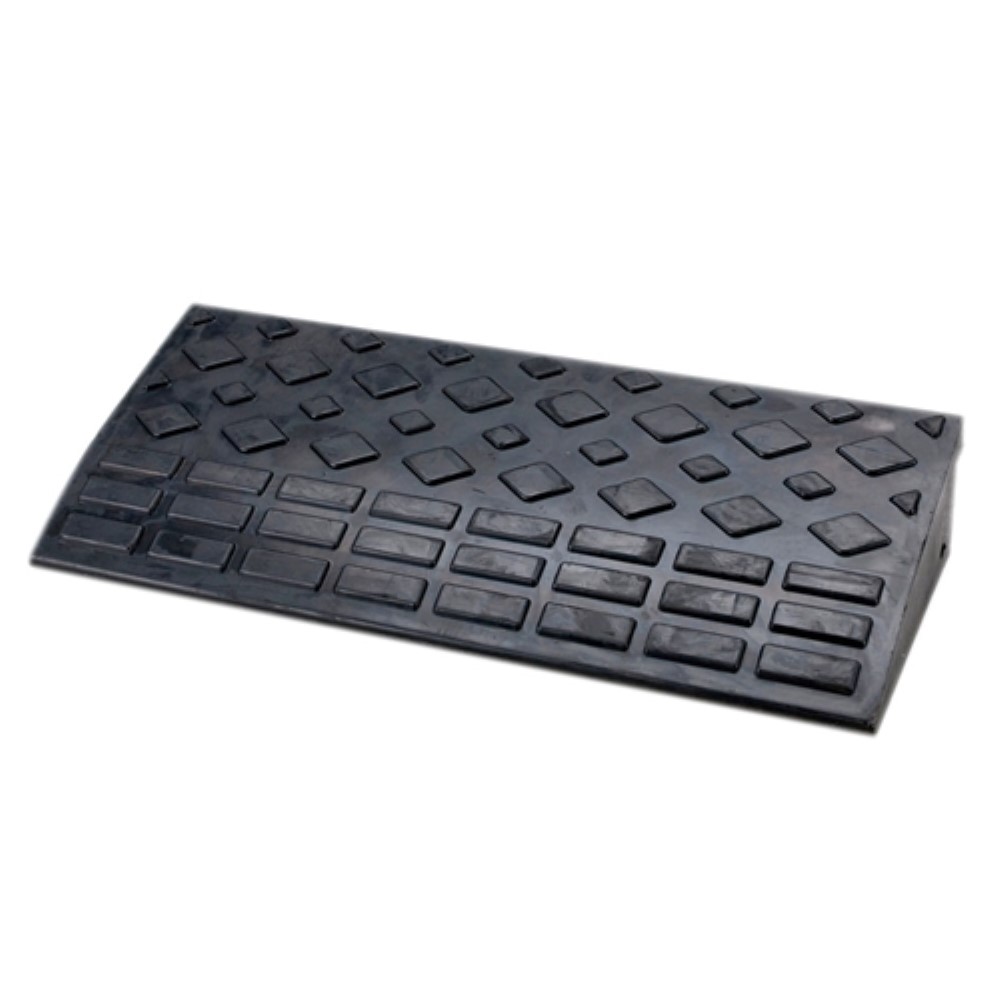 送料200円■yw365■ゴム段差プレート (TR001S 5cm 段差用 等) 2種 6点【シンオク】 コーナンオリジナル ゴム製段差プレート 6005 tr001sの通販