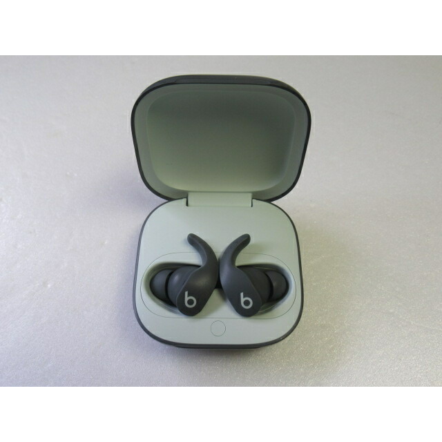 【中古美品】Beats Fit Pro 付属品と箱完備 専用ケース付 保証あり Beats Fit pro