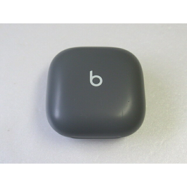 Beats（ビーツ）の充電ケースのみです。 Amazon | 充電ケース 交換用 Beats Studio Buds対応 充電ケース