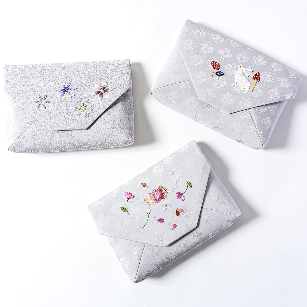 楽天市場】江戸刺繍 小物入れ ポーチ 蝶柄 桜柄 蘭柄 手刺繍 小紋地 お洒落 伝統工芸師 遠藤基子 送料無料 ギフト : 小粋屋東京