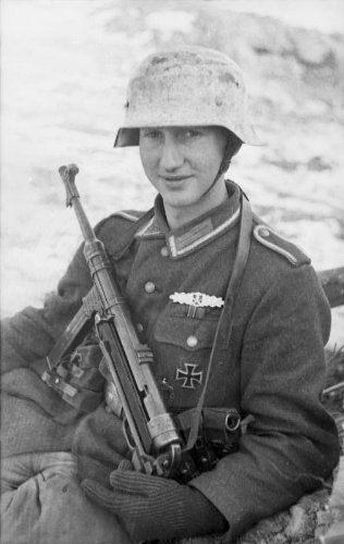 第二次世界大戦 ドイツ軍 MP40マシンガン用スリング ベルト 黒色