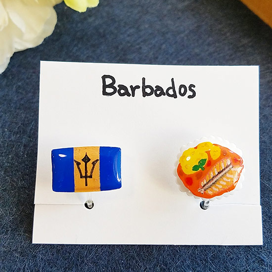 楽天市場 Satopp S バルバドス カウカウ トビウオのシチュー 樹脂イヤリング ノンホールピアス サトップス 国旗 国民食シリーズ 国旗グッズのコッキス 楽天市場店