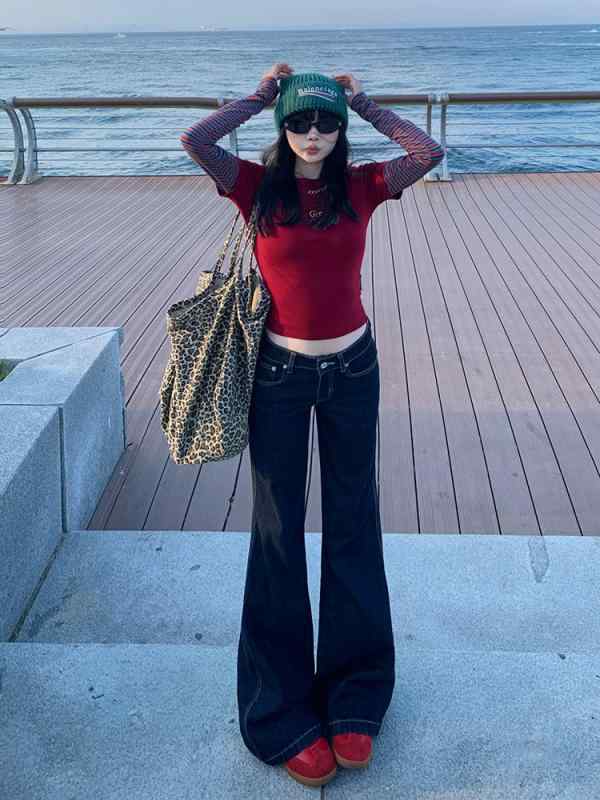 デニムパンツ レディース レトロ 原色 微フレア 低腰 ドレープ フィット スリム見せ ロング丈 ストレート 春秋 カジュアル 普段使い コットン混 快適 着心地