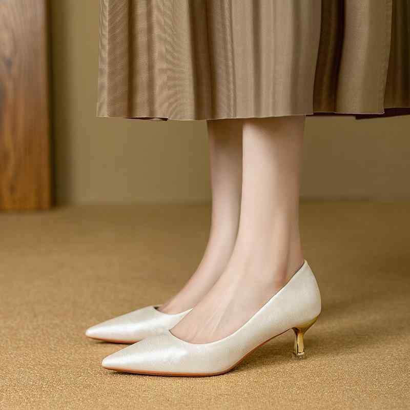 レディース ポインテッドトゥ ハイヒール パンプス フレンチスタイル エレガント 上品 個性的 春秋 シーズン 通勤用 スタイリッシュ 軽量