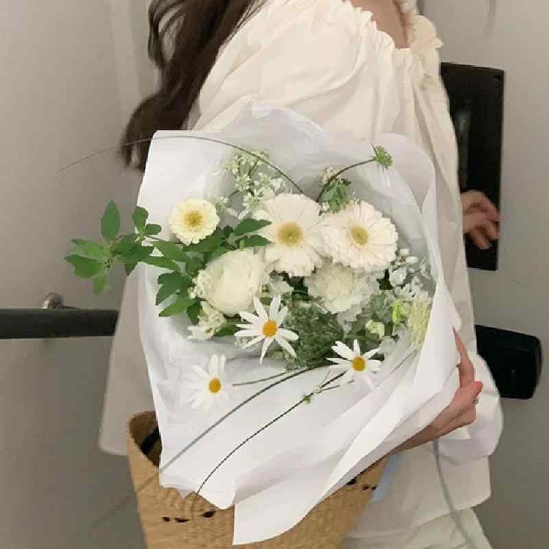 春 レディース シャツ 丸首 パフスリーブ 短袖 ゆったり カジュアル 甘美 韓国風 スリム見え トップス 軽やか 普段使い