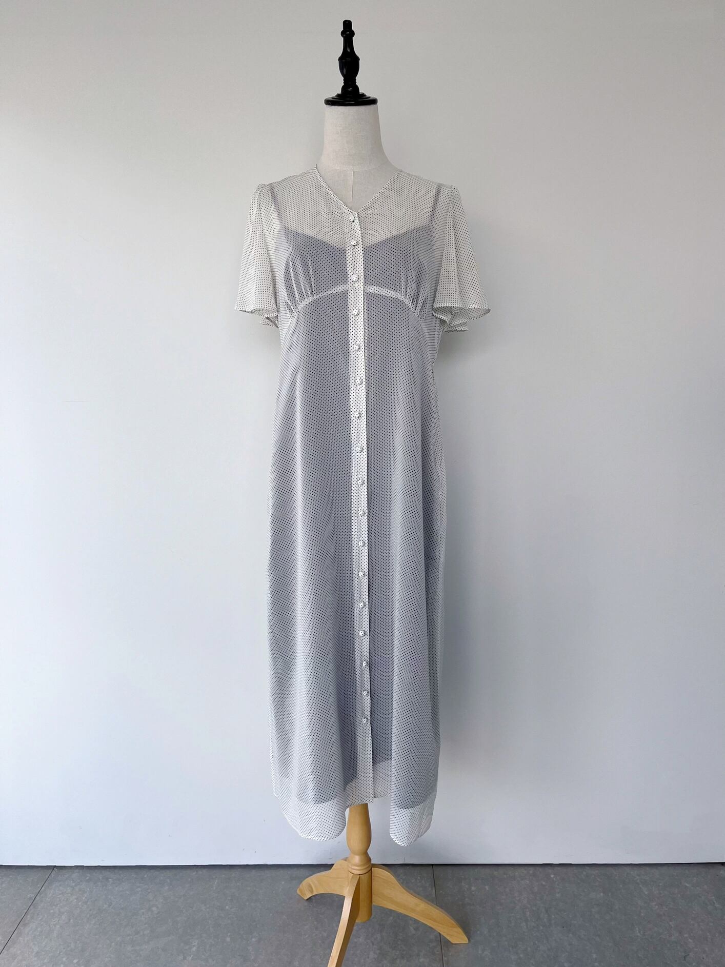 【Bilitis dix-sept ans】 Chifon Dot Dress ビリティス・ディセッタン シフォン ドット ドレス ワンピース 半袖 ウェスト切り替え Vネック White Beige Black 2913-698 KOKO