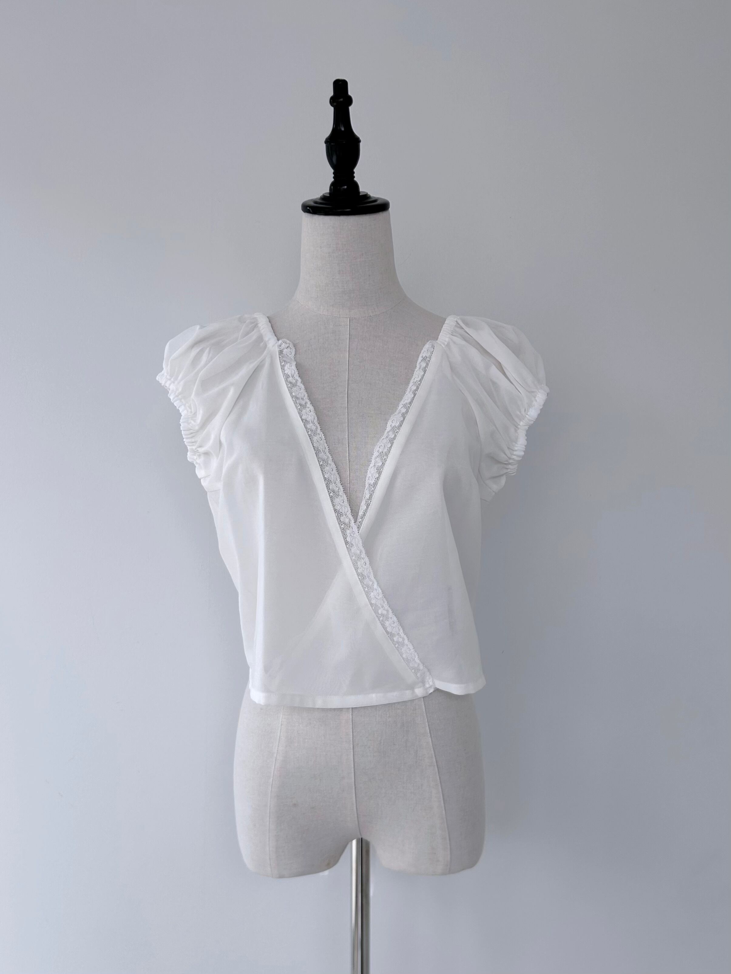 【Bilitis dix-sept ans】 Cache-coeur Tops カシュクールトップス made in japan日本製 レイヤード コットン White Black 2911-945 KOKO｜KOKO
