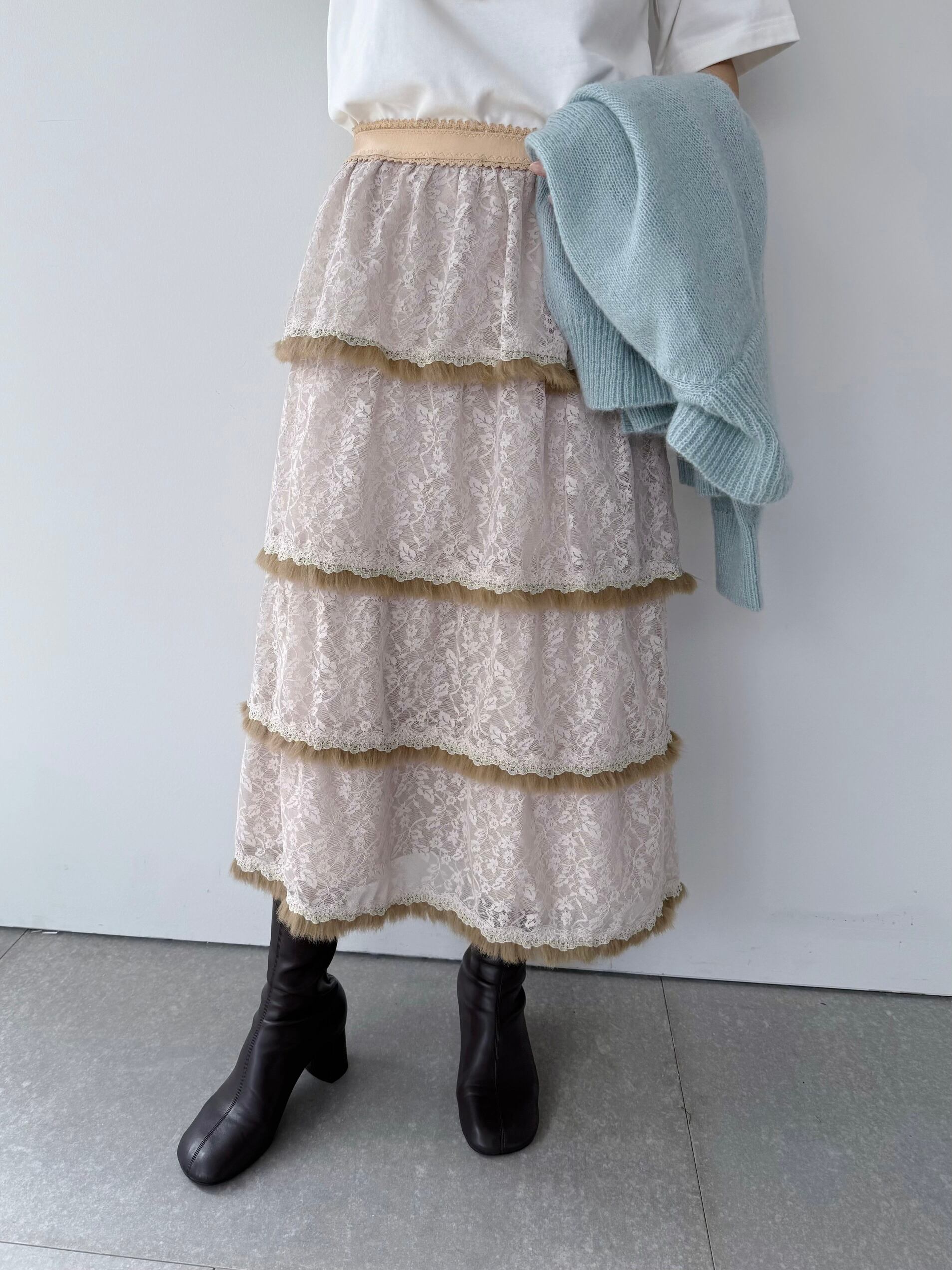 【MUVEIL】 レースファースカート ミュベール フリル ウエストゴム フェミニン タイトスカート Beige MA253FS001 KOKO 28,600円