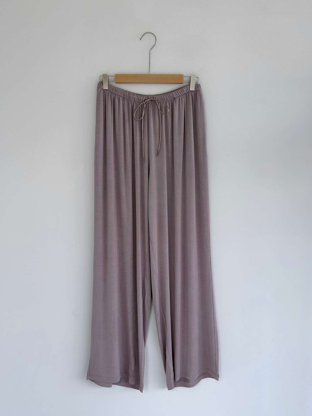 【determ;】 Collagen Weekend Pants デターム コラーゲン ウェークエンド パンツ ラウンジパンツ ウェストゴム rリラックス Latte Black 31DT51PT01 KOKO｜KOKO