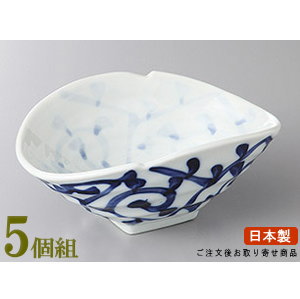 変形小鉢 5個組 日本製 タコ唐草変型小鉢 5個 業務用 和食器 食器 陶器 特徴のある形の小鉢 変型 お皿 高級感 上品 電子レンジ可能 食器洗浄機可能 レンジ対応 家庭用 普段使い 小鉢 煮物料理 一品料理 おひたし 盛り付け皿 お祝い 割烹料理店 居酒屋 ホテル 旅館｜雑貨屋　ココウキ