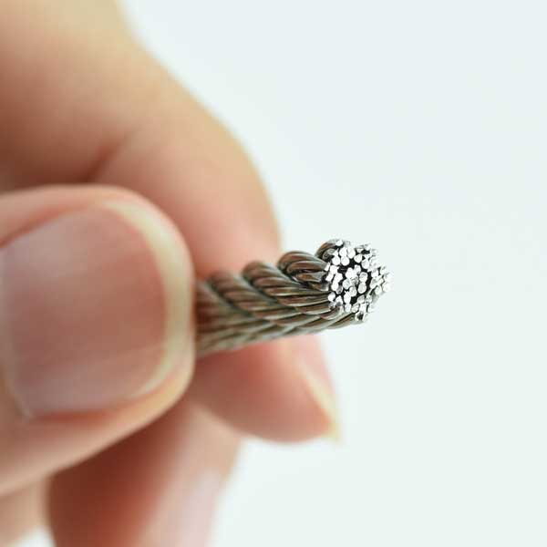 ステンレス-ワイヤーロープ-【7x7】-SUS304-太さ5mm-長さ50M:ニッサンスチール-SUS77-5-50|建築金物のこまき5金・あかばね金物