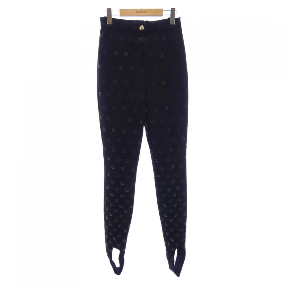 CHANEL ネイビー フレアスカート 36 CHANEL ネイビー フレアスカート 36 CHANEL ネイビー フレア