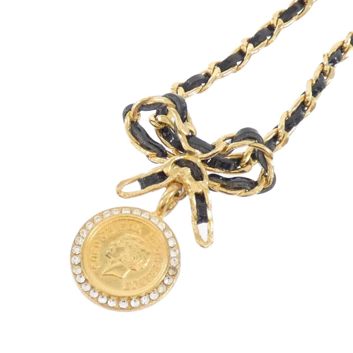 シャネル2点　ヴィンテージ　ネックレスとキーホルダー CHANEL シャネル ネックレス/ペンダント ココマーク/ライン