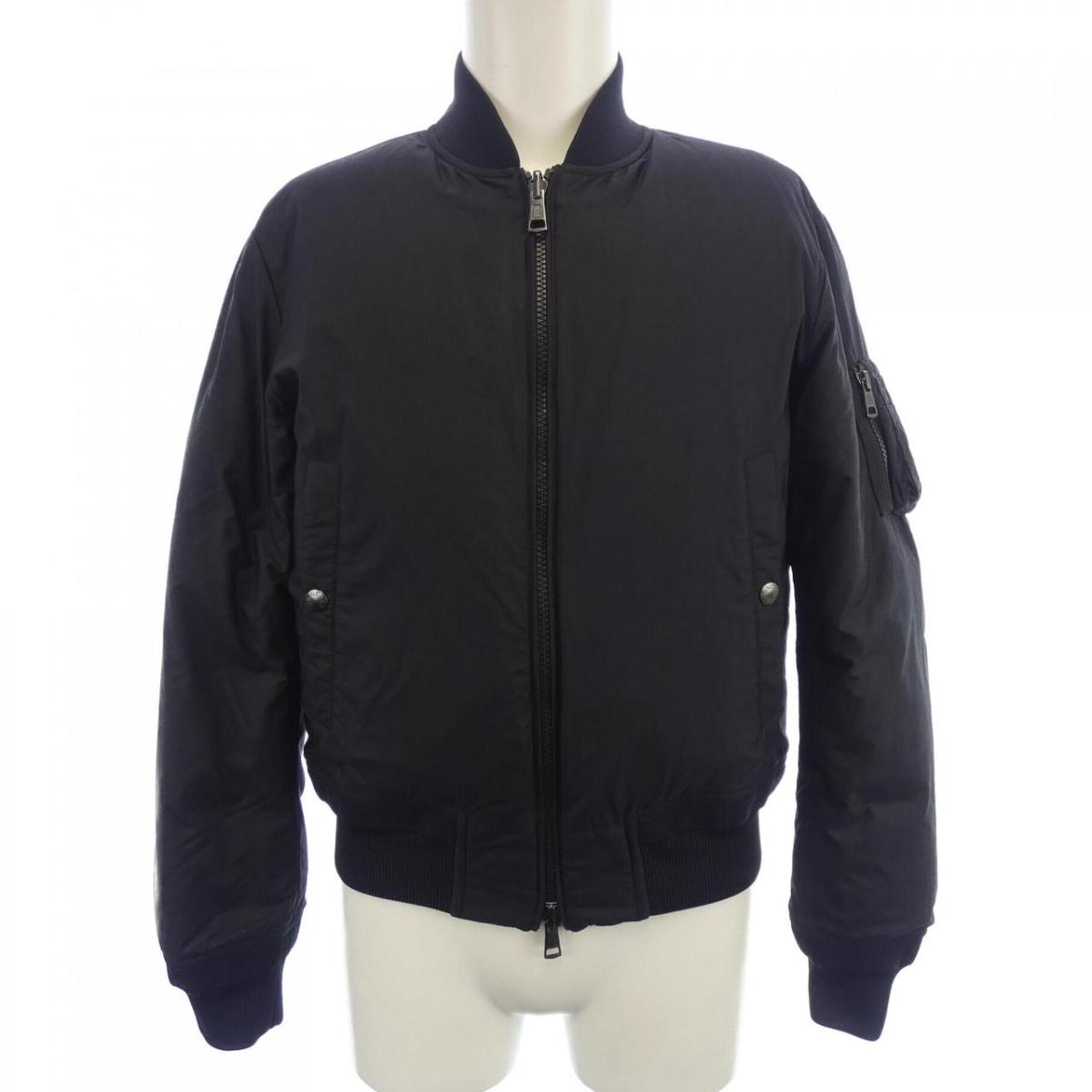 モンクレール MONCLER ダウンジャケット【中古】