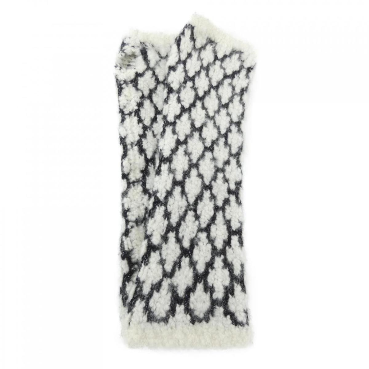 楽天市場】CHANEL シャネル ラパン ココマーク アームウォーマー