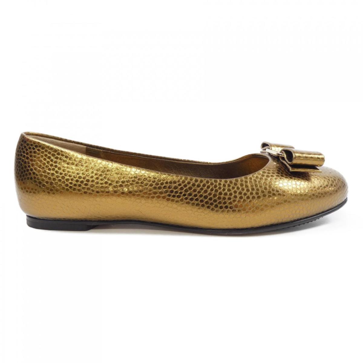フェラガモ FERRAGAMO 平ったいシューズ【中古】