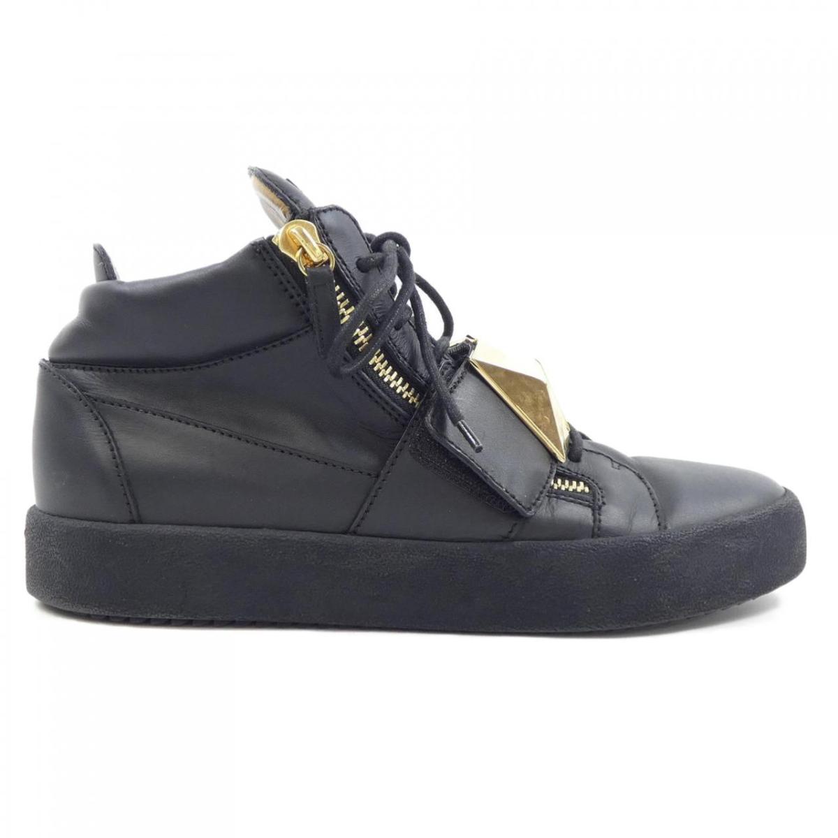 国内発送★GIUSEPPE ZANOTTI★ムートントリム レザー スニーカー 楽天市場】【値下げしました】【Giuseppe Zanotti】ジュゼッペ