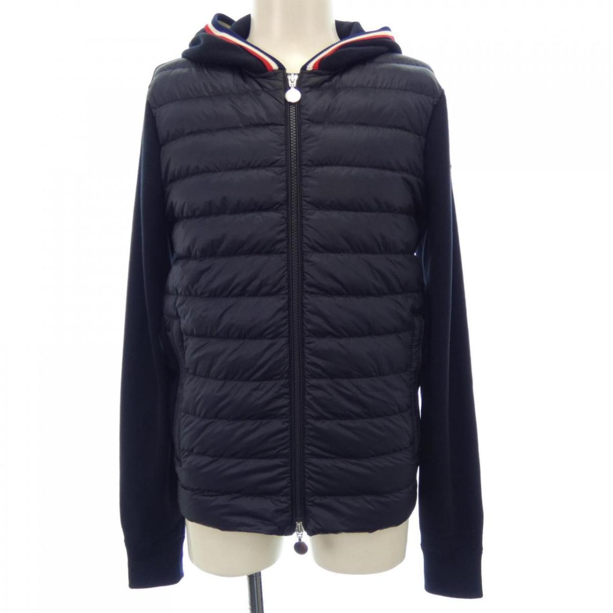 モンクレール MONCLER ダウンジャケット【中古】