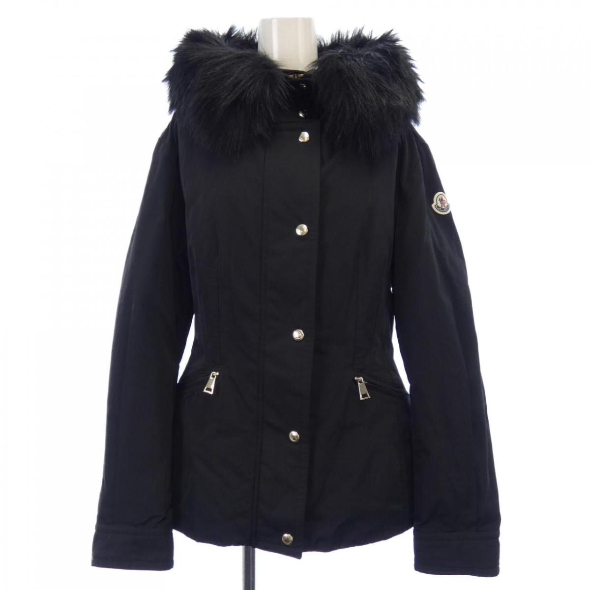 モンクレール MONCLER ダウンジャケット【中古】