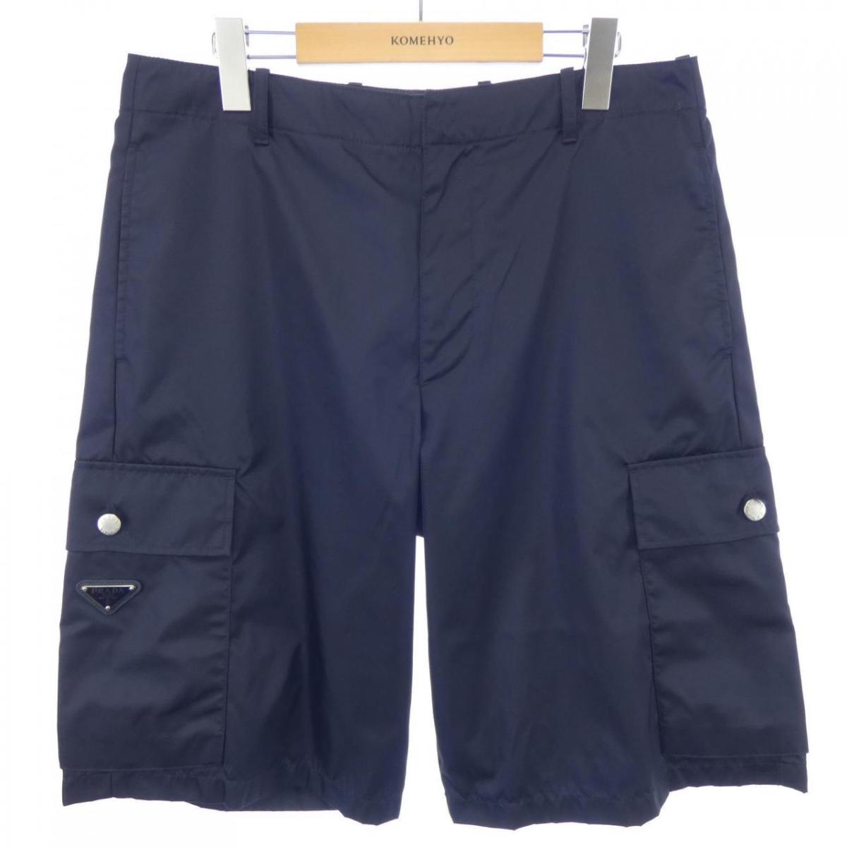 【希少】 PRADA Re-Nylon ロゴ入り ハイライズ ショーツ ブルー 希少】 PRADA Re-Nylon ロゴ入り ハイライズ ショーツ ブルー