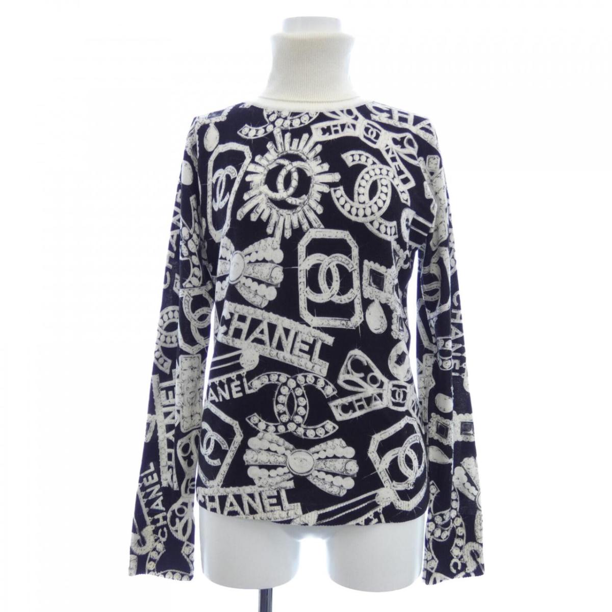 CHANEL シャネル 23AW カメリアボタン カシミア タートルネック ニットセーター P75664 レッド CHANEL - CHANEL シャネル 23AW カメリアボタン カシミア