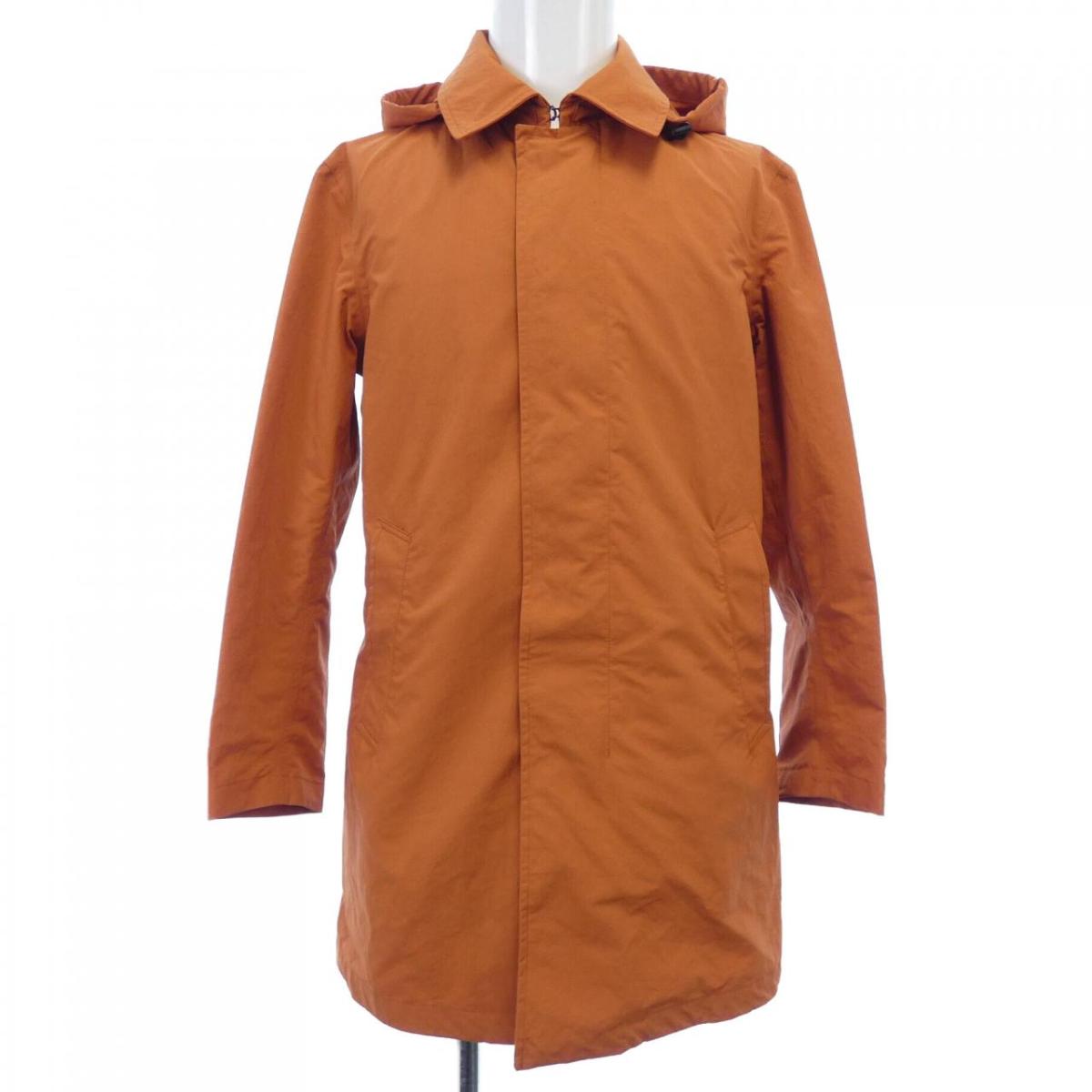 美品　ヘルノスプリングコート　42 Herno スプリングコート 美品 42（美品】ヘルノ☆スプリングコート