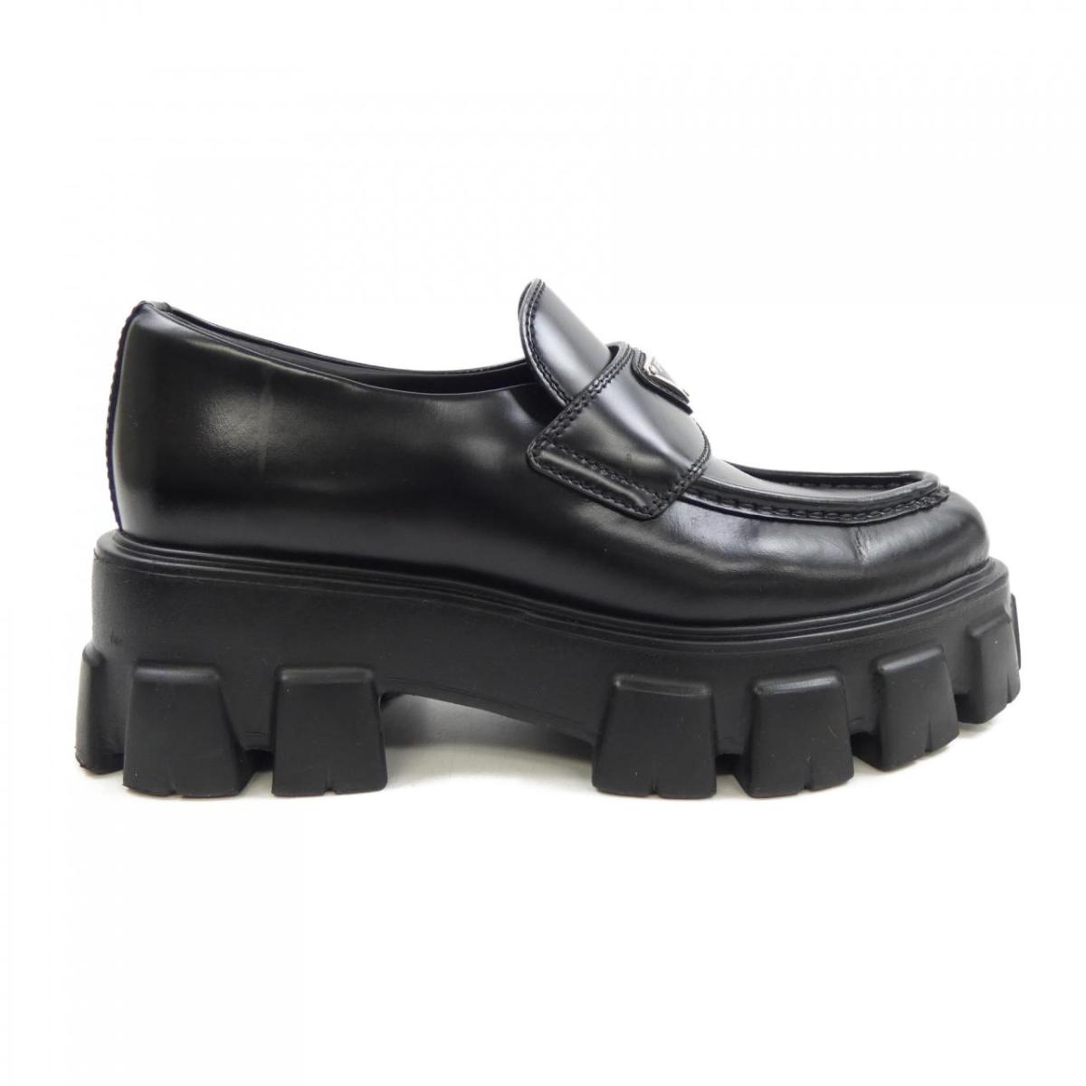 箱付き未使用級 PRADA プラダ ハート総柄 エナメル フラットシューズ 中古・古着通販】PRADA (プラダ) バイカラーラバーソール