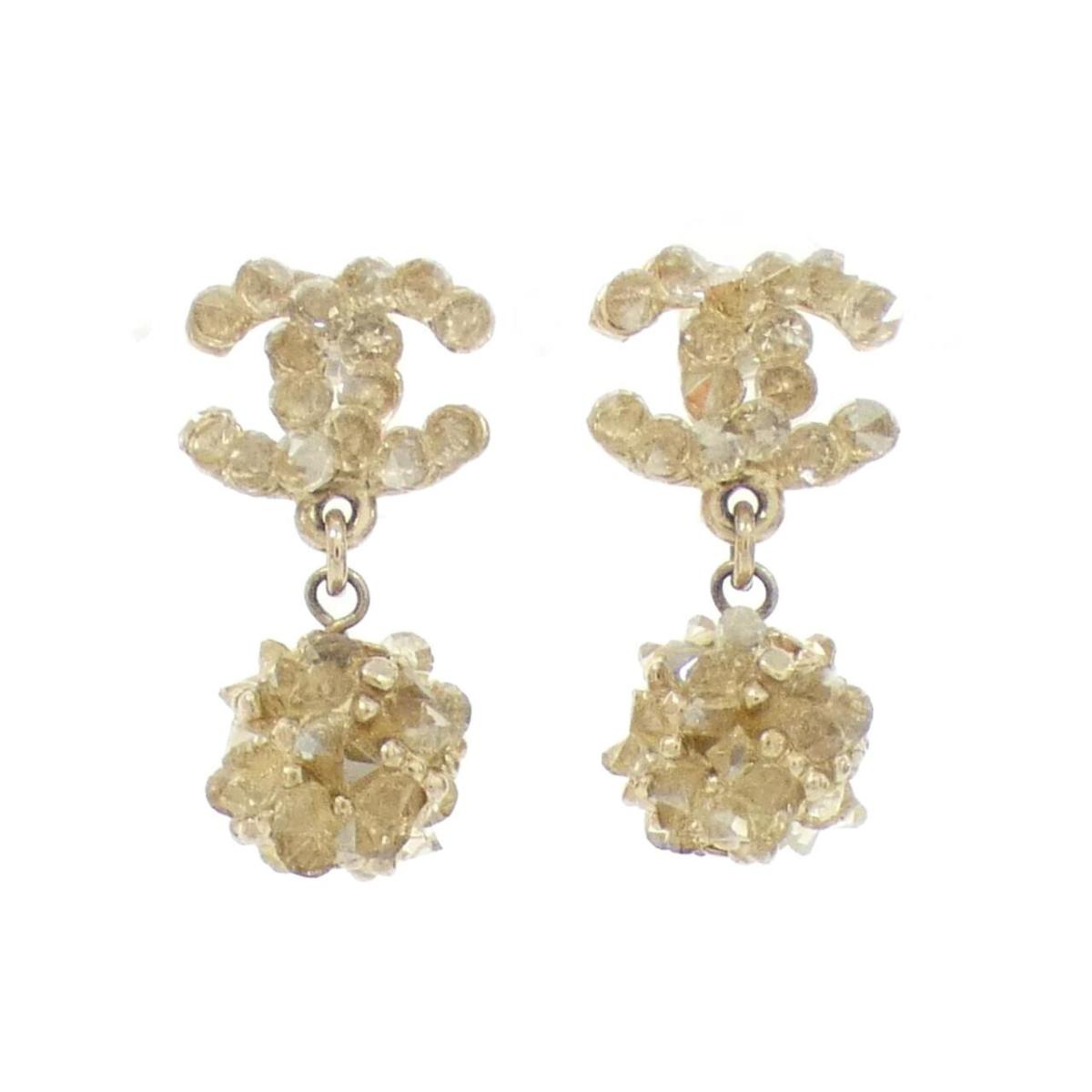 新品　CHANEL ピアス　ゴールド シャネル CHANEL ピアス ココマーク CCマーク ゴールド