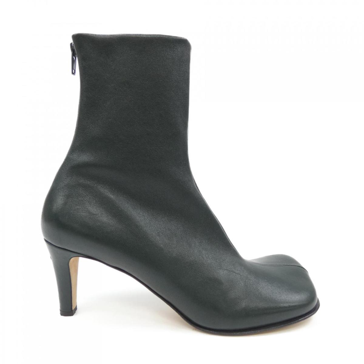 ボッテガヴェネタ BOTTEGA VENETA ブーツ【中古】｜KOMEHYO ONLINESTORE 店
