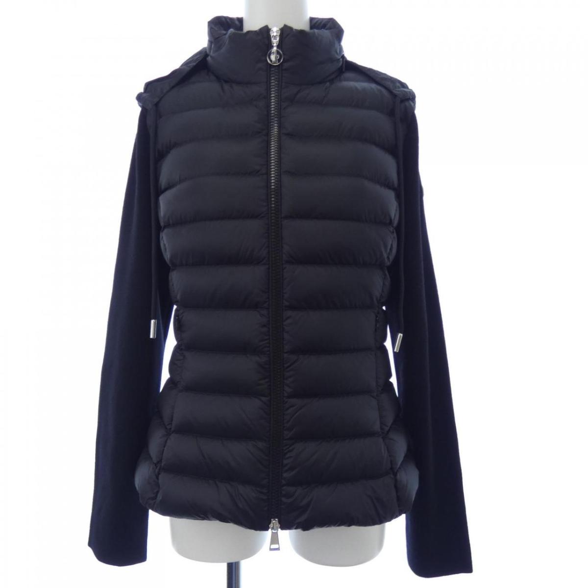 ●中古品● モンクレール　ダウン　サイズ38 MONCLER】モンクレール『MONTCLA ダウンジャケット size2