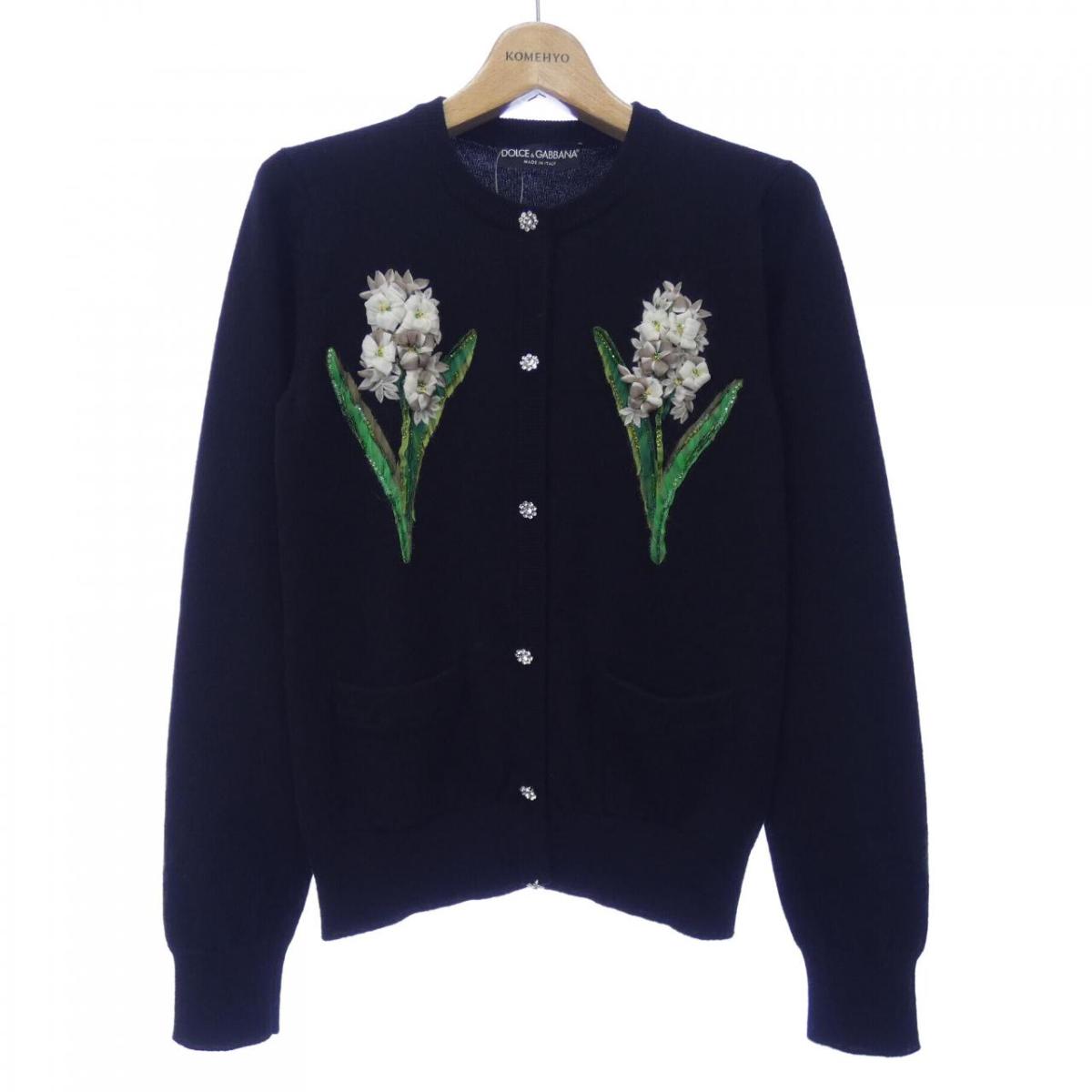 DOLCE&GABBANA 花柄カーディガン 黒×赤 上質シルク混　38 DOLCE&GABBANA 花柄カーディガン 黒×赤 上質シルク混 38 - メルカリ