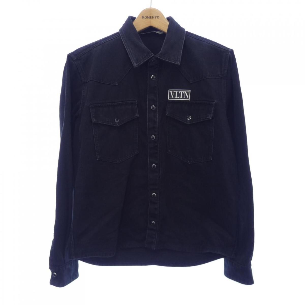 【美品】valentino 正規店購入　スタッズ付きデニムシャツ Valentino Garavani ヴァレンティノ ロックスタッズ デニム