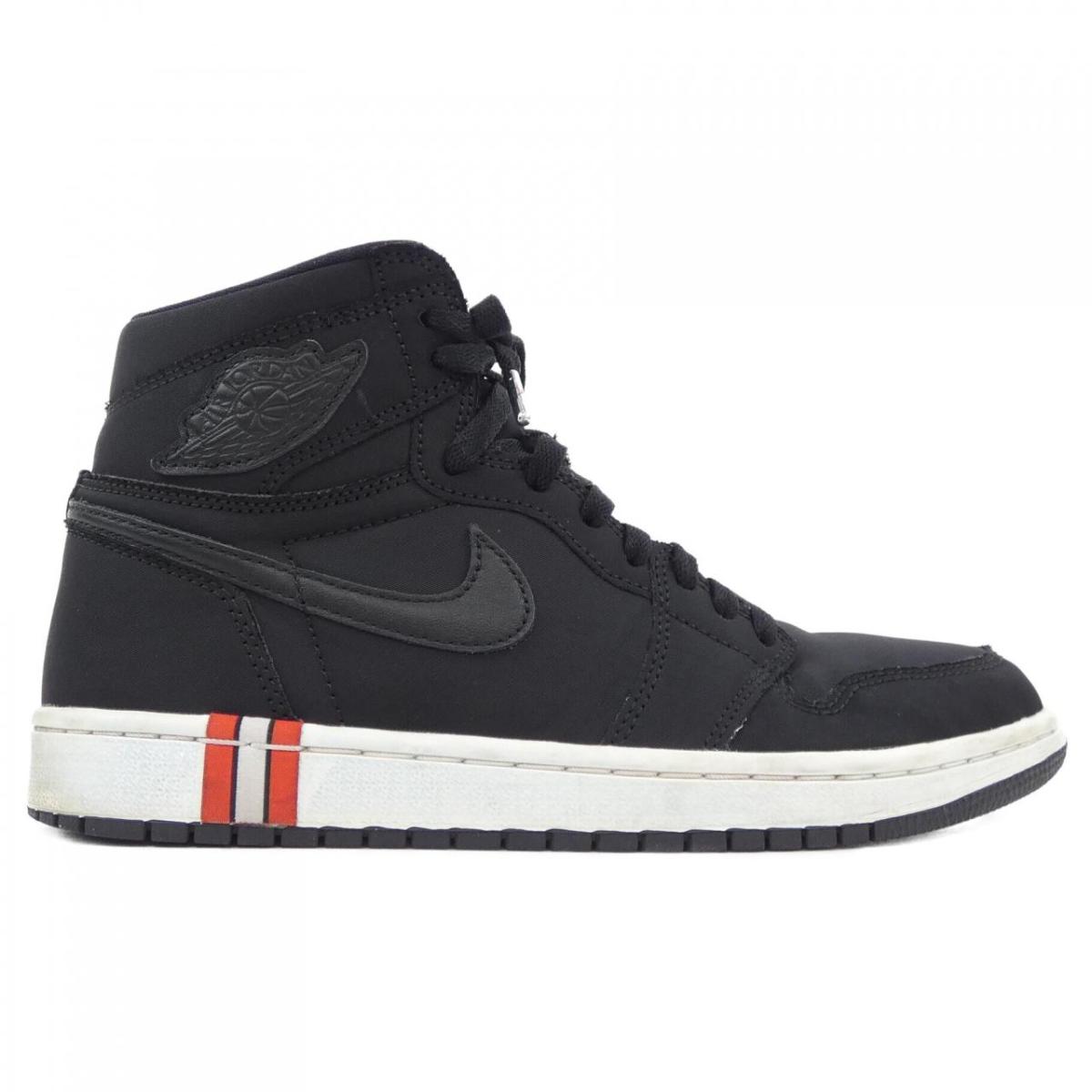 ナイキ NIKE AR2354-001 スニーカー【中古】
