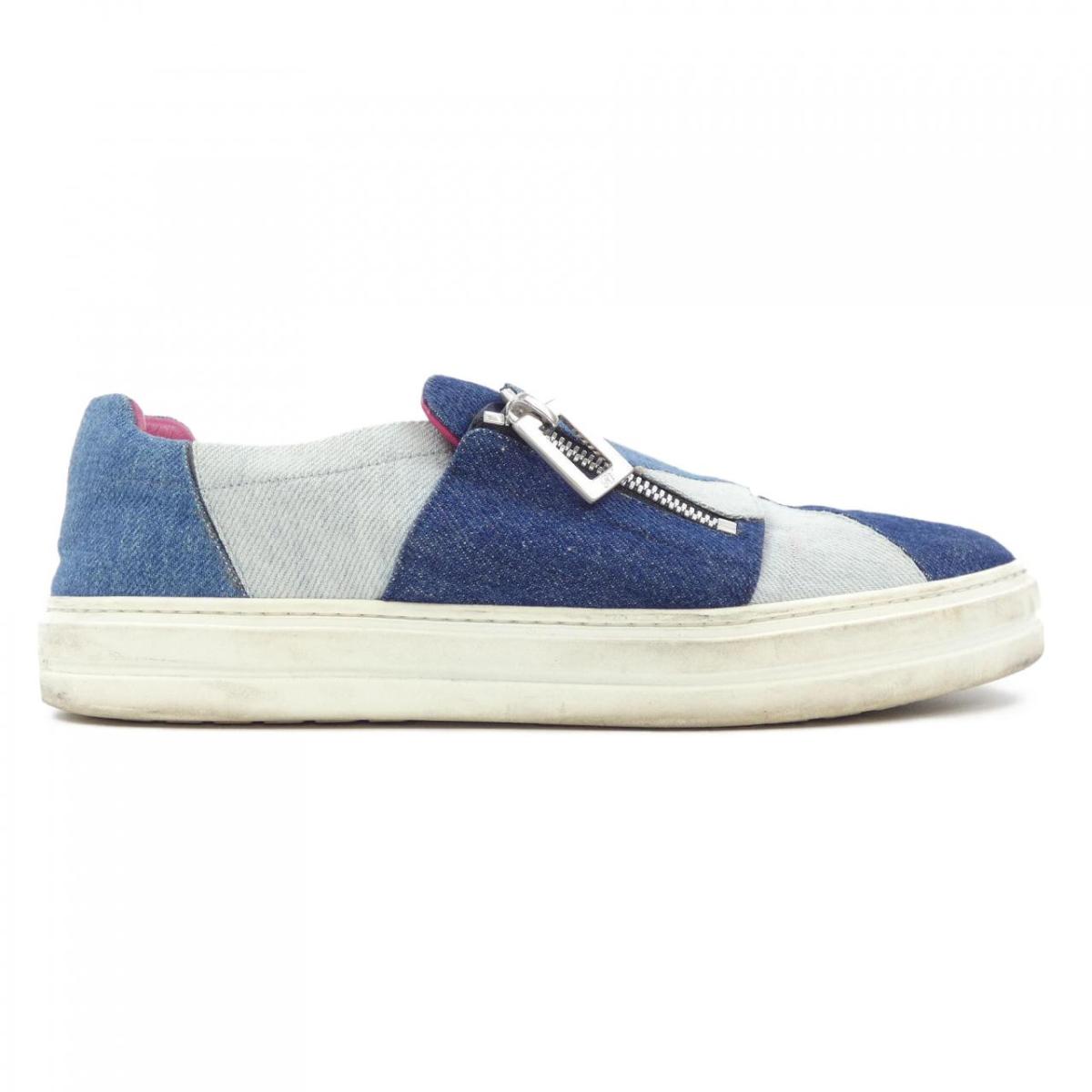 ロジェヴィヴィエ ROGER VIVIER スニーカー【中古】｜KOMEHYO ONLINESTORE 店