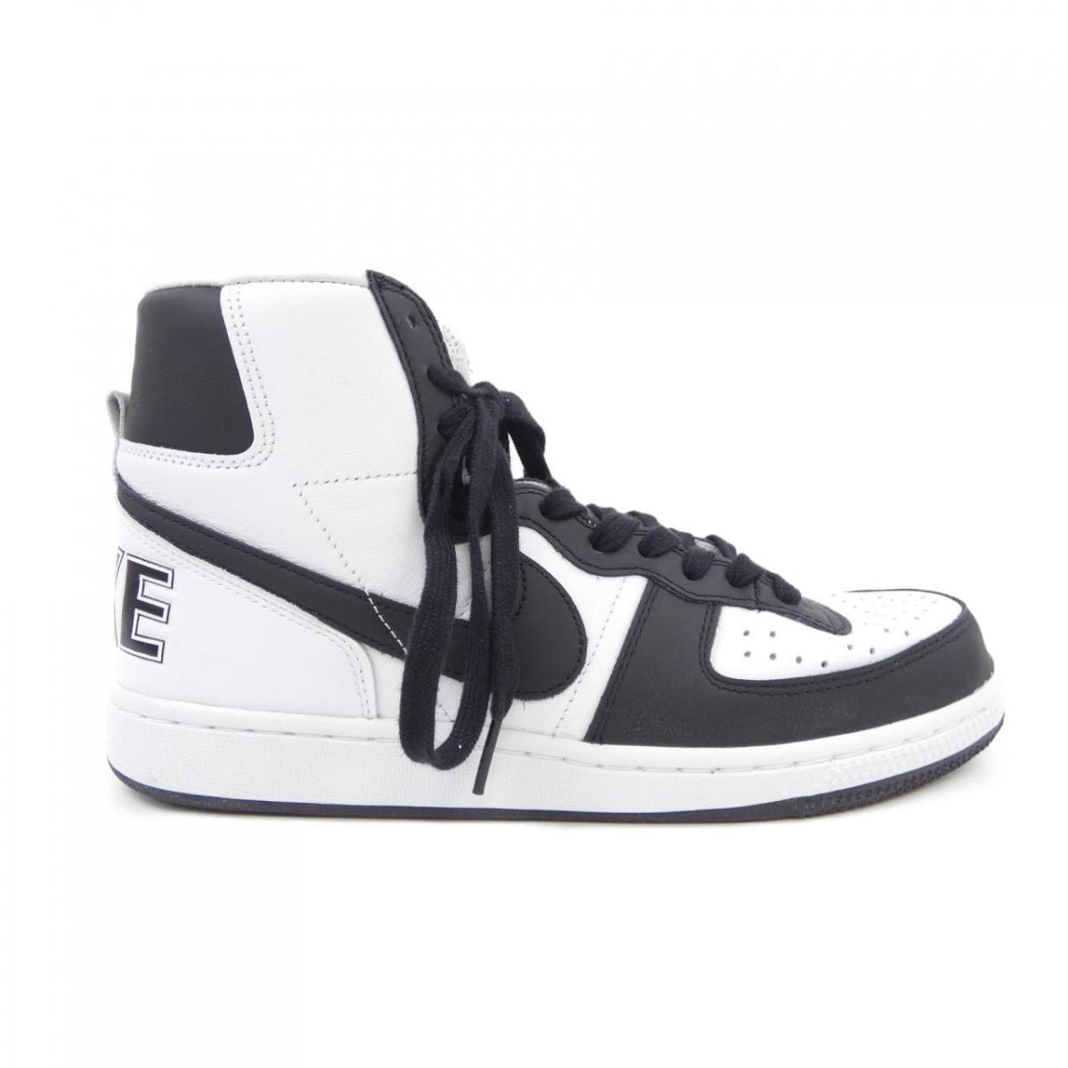 ナイキ NIKE FD4159-101 スニーカー【中古】