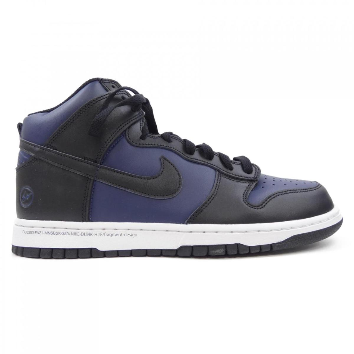 ナイキ NIKE DJ0383-400 スニーカー【中古】