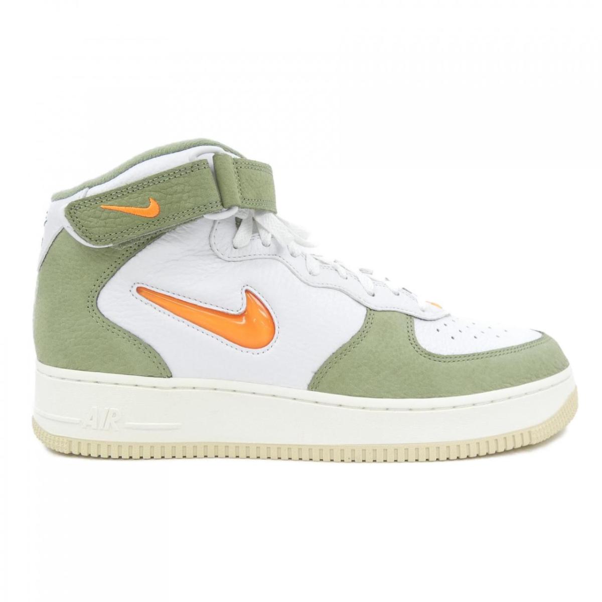 ナイキ NIKE DQ3505-100 スニーカー【中古】