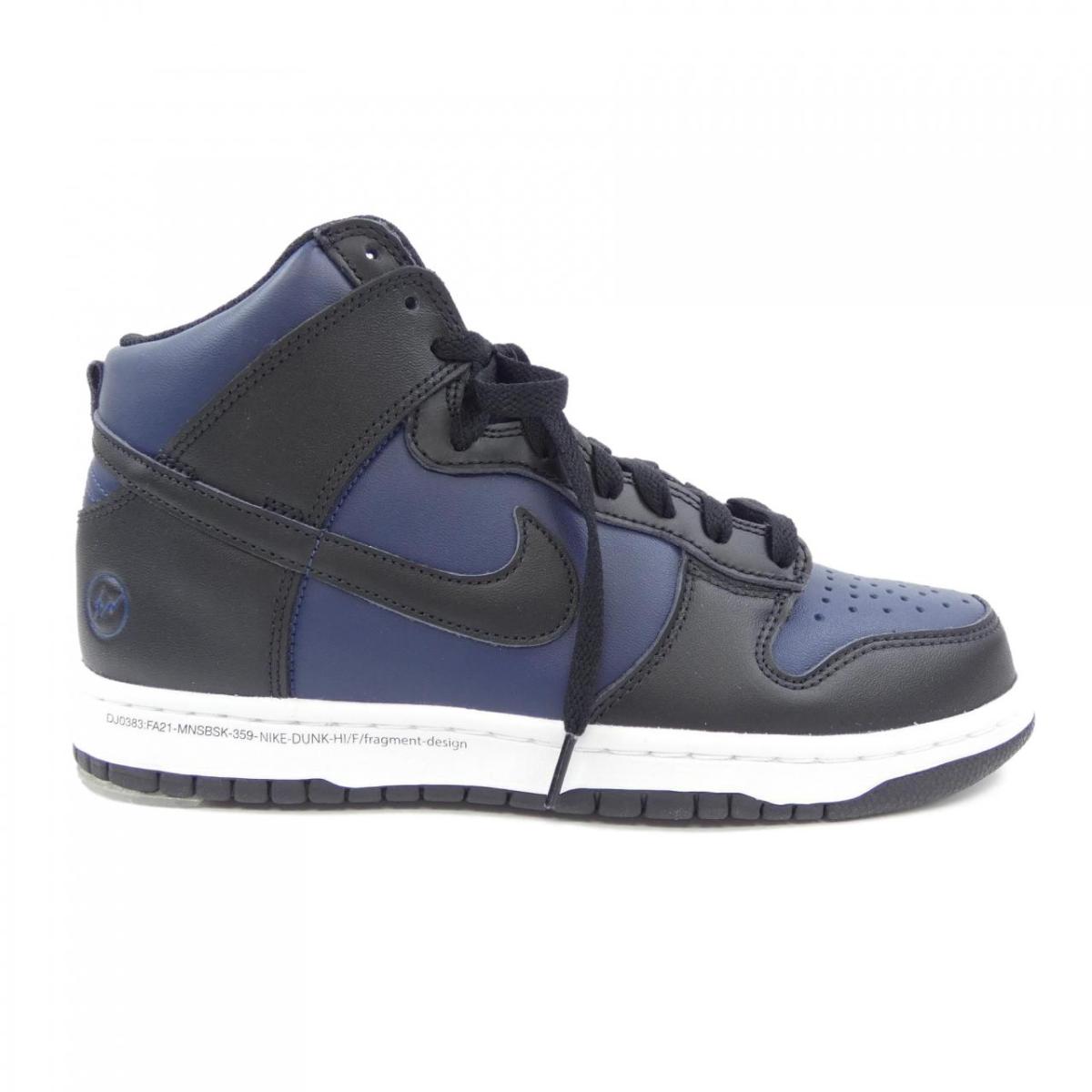 ナイキ NIKE DJ0383-400 スニーカー【中古】