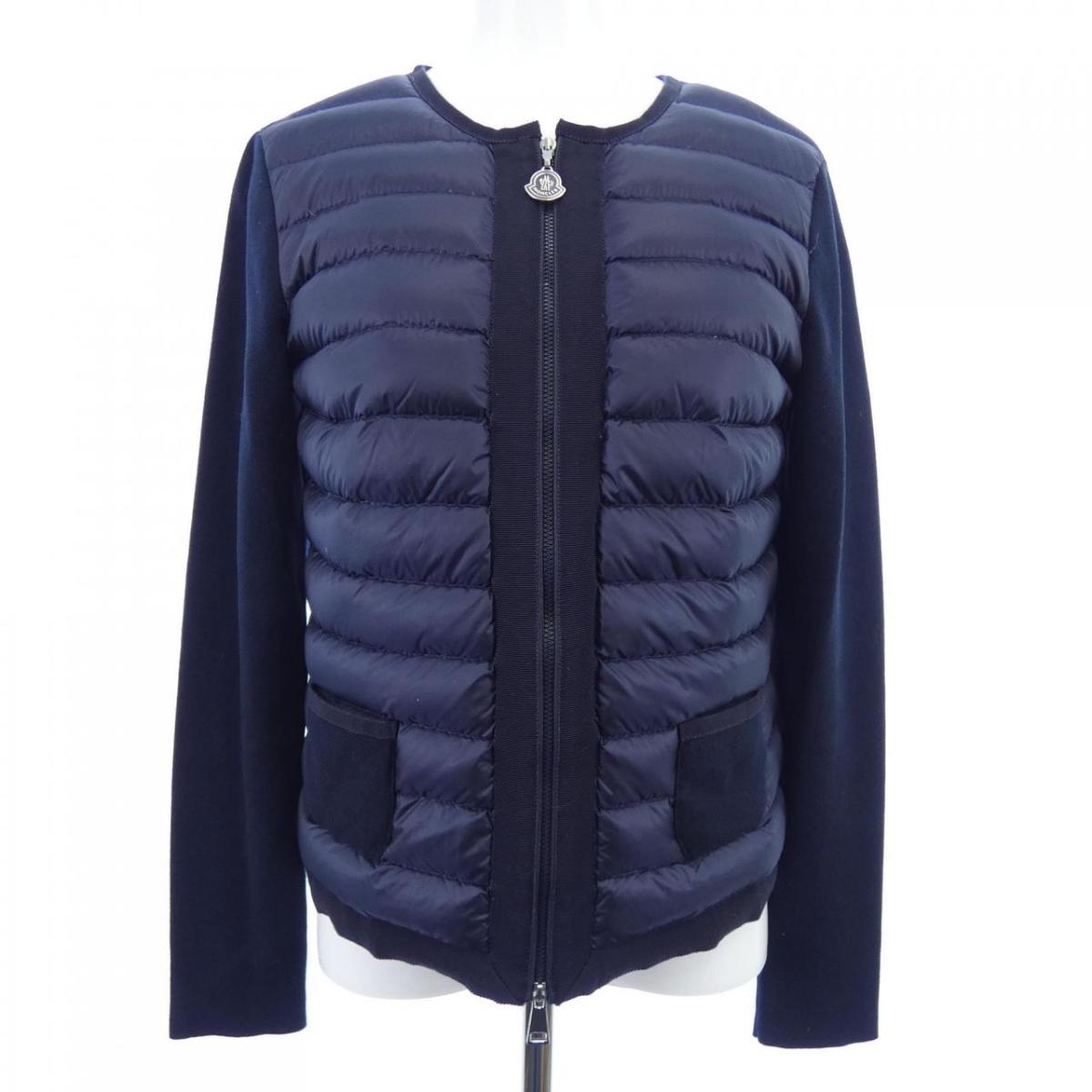 モンクレール MONCLER 10939472200 ダウンジャケット【中古】