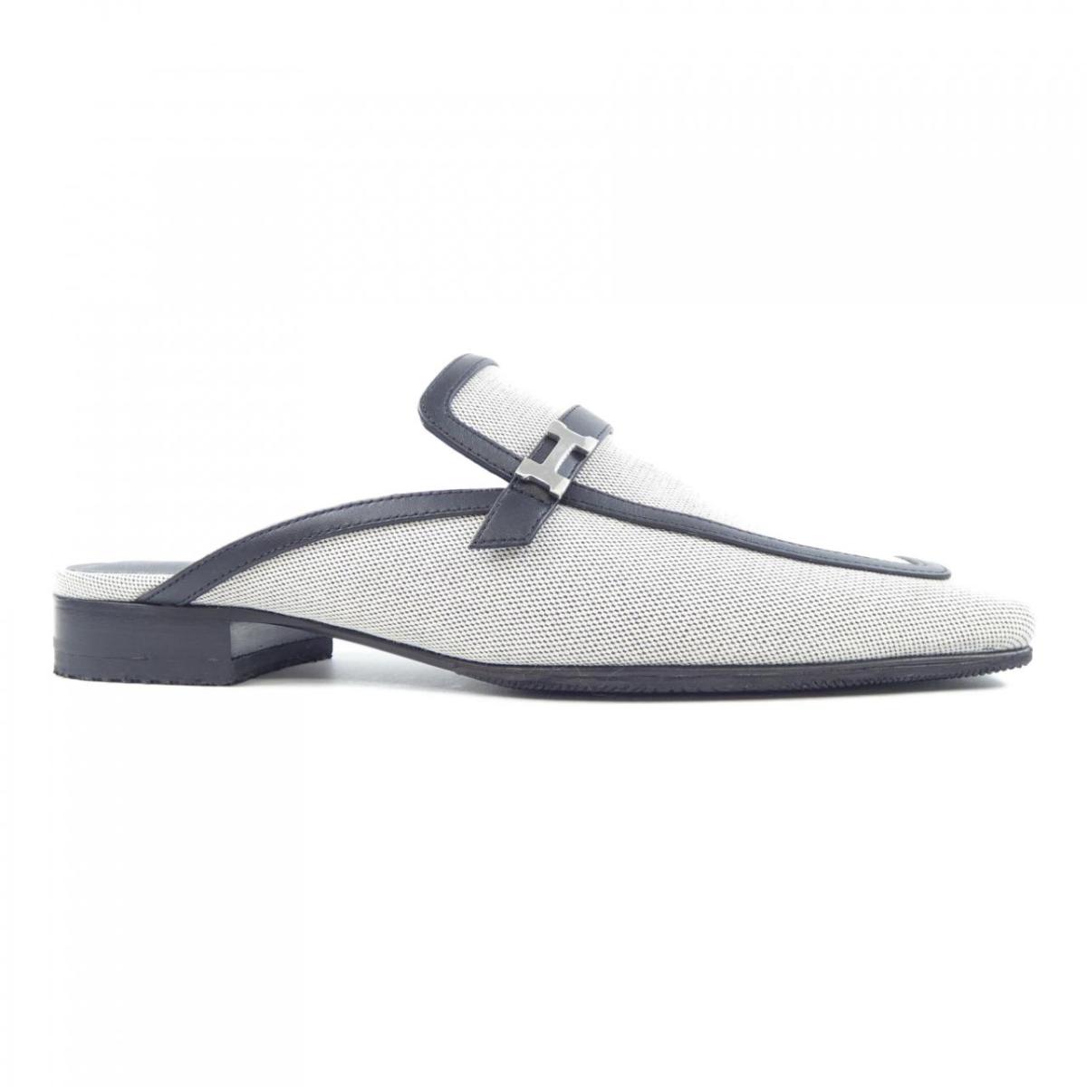 エルメス HERMES グルーピー GROUPIE 光の都市バックル 231052Z サンダル【中古】