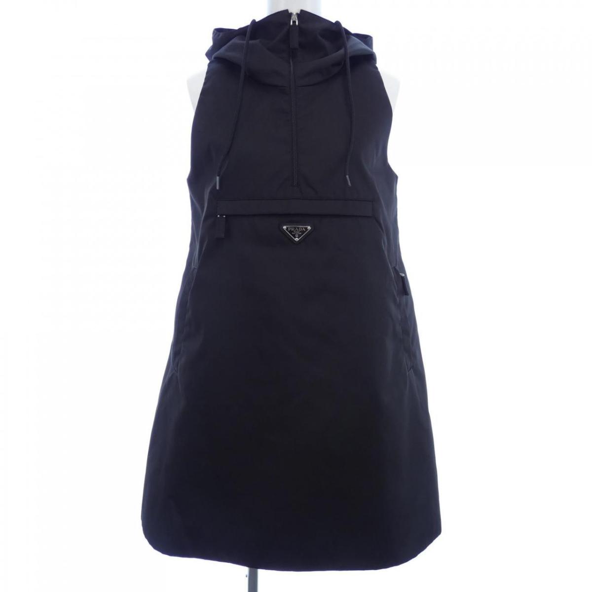 楽天市場】PRADA プラダ RE-NYLON ノースリーブ ワンピース ナイロン