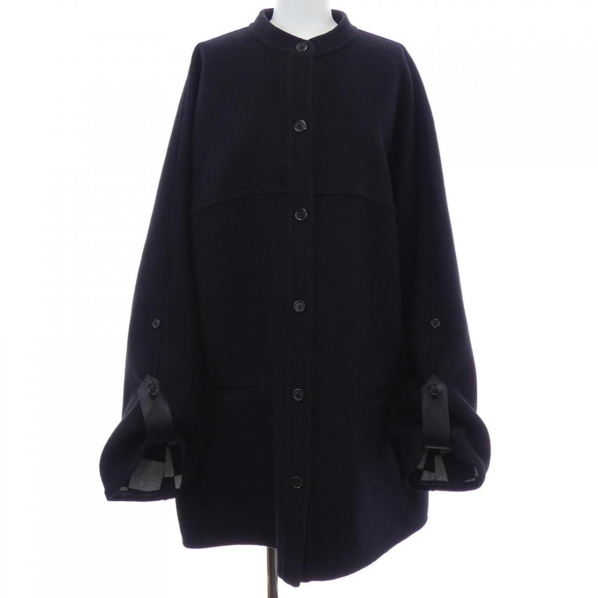 ルイヴィトン LOUIS VUITTON シグネチャーボクシーボタンアップコート FSCO04NVN 厚地の外套【中古】