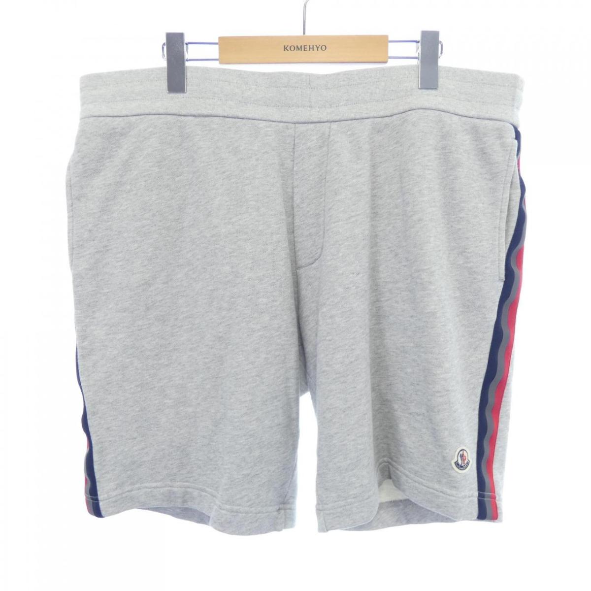 モンクレール MONCLER 10918H70800 ショートパンツ【中古】