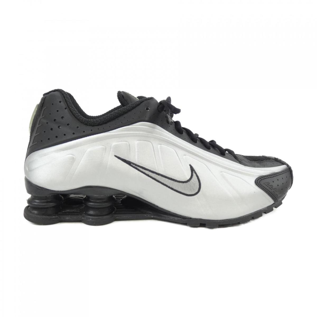 ナイキ NIKE 104265-045 スニーカー【中古】
