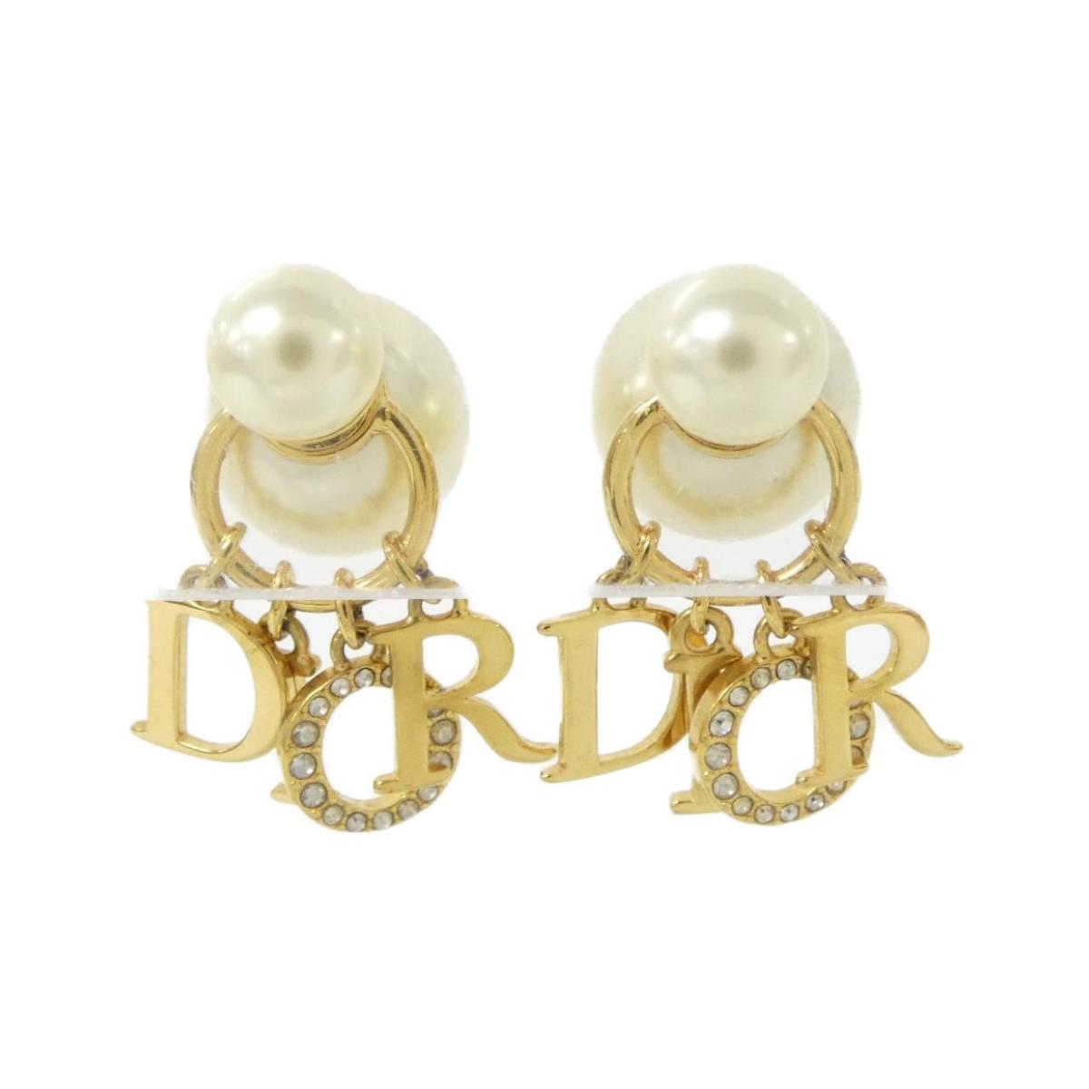 Dior クリスチャンディオール Dior 蝶モチーフ ピアス 揺れる☆DIOR コピー ピアス Metamorphose シリーズ 蝶のチャーム